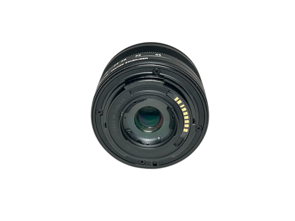 Canon M10 + 15-45mm