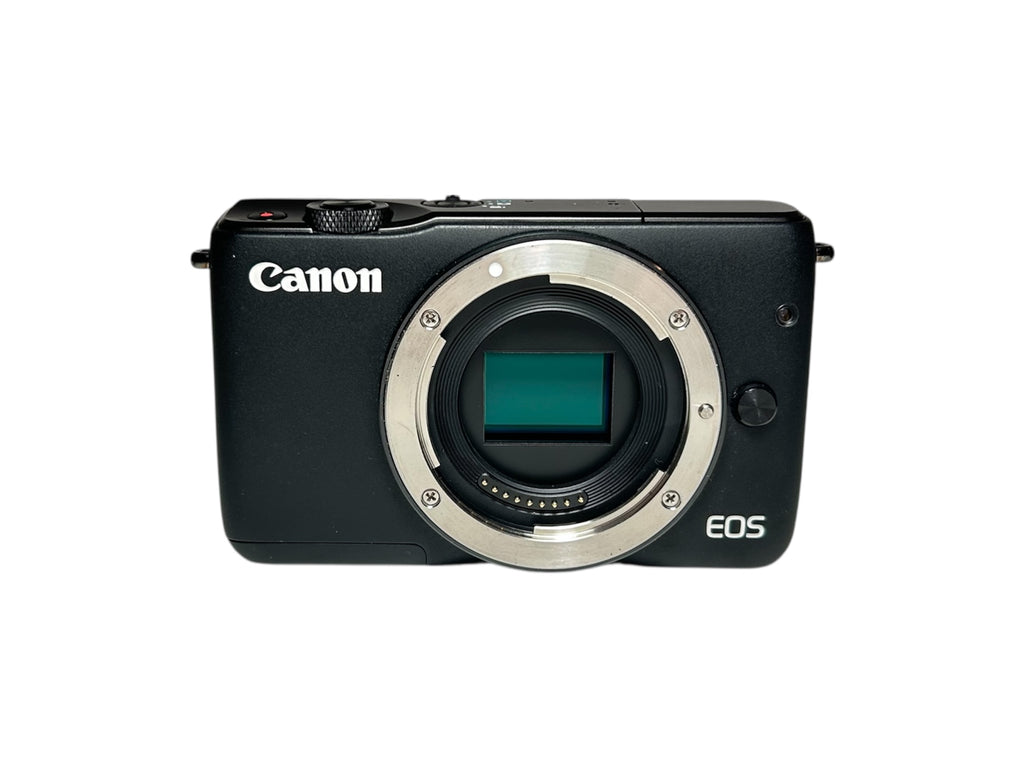 Canon M10 + 15-45mm