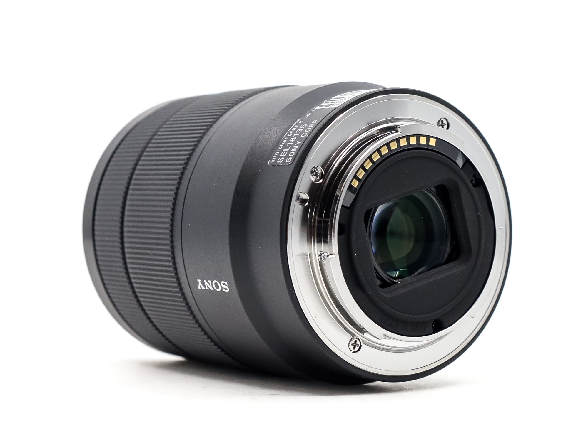Sony E 18-135mm f/3.5-5.6 OSS
