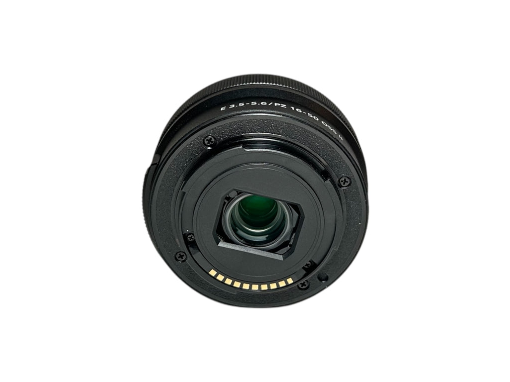 Sony Alpha A6100 + 16-50mm II