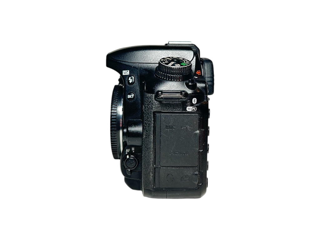 Nikon D7500