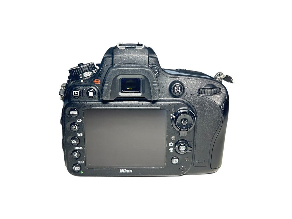 Nikon D610 (GARANZIA 2 ANNI)