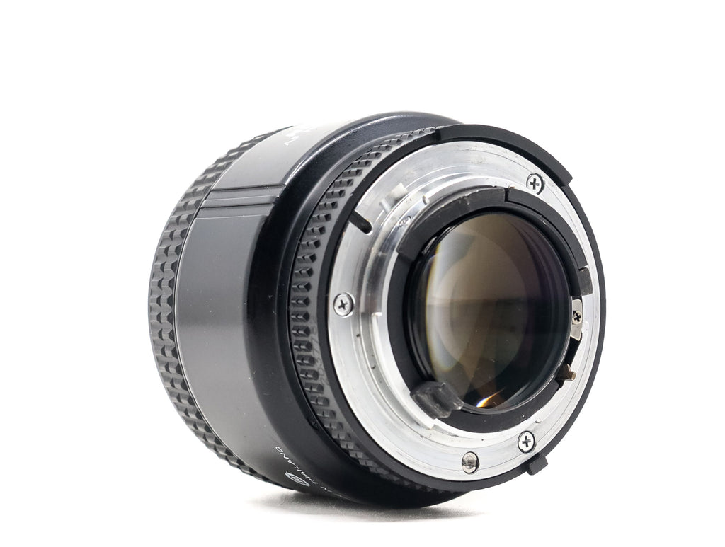 Nikon AF Nikkor 85mm f/1.8D