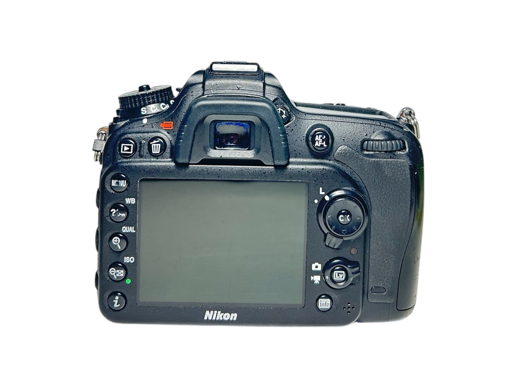 Nikon D7100