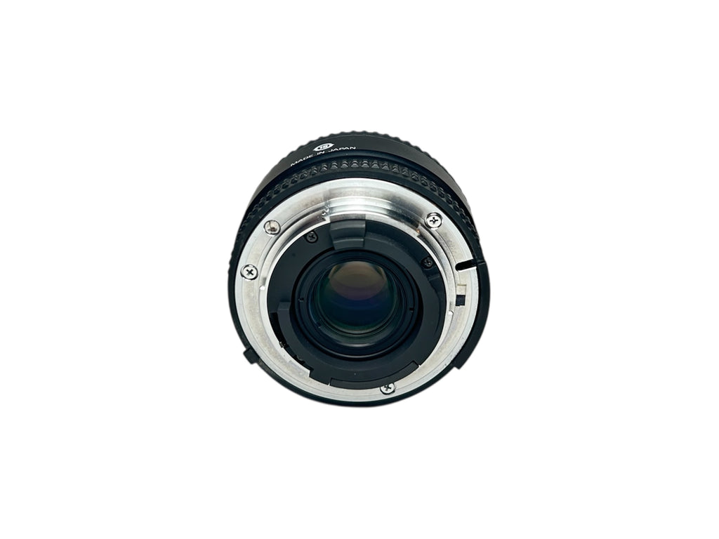 Obiettivo Nikon NIKKOR AF-D 24mm f/2.8
