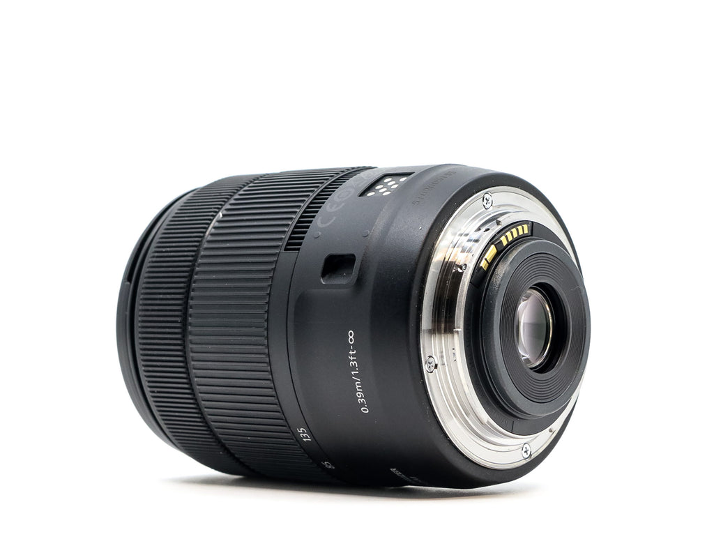 Canon EF-S 18-135mm f/3.5-5.6 IS USM