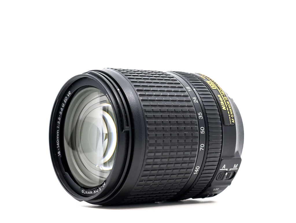 Nikon AF-S DX Nikkor 18-140mm f/3.5-5.6G ED VR
