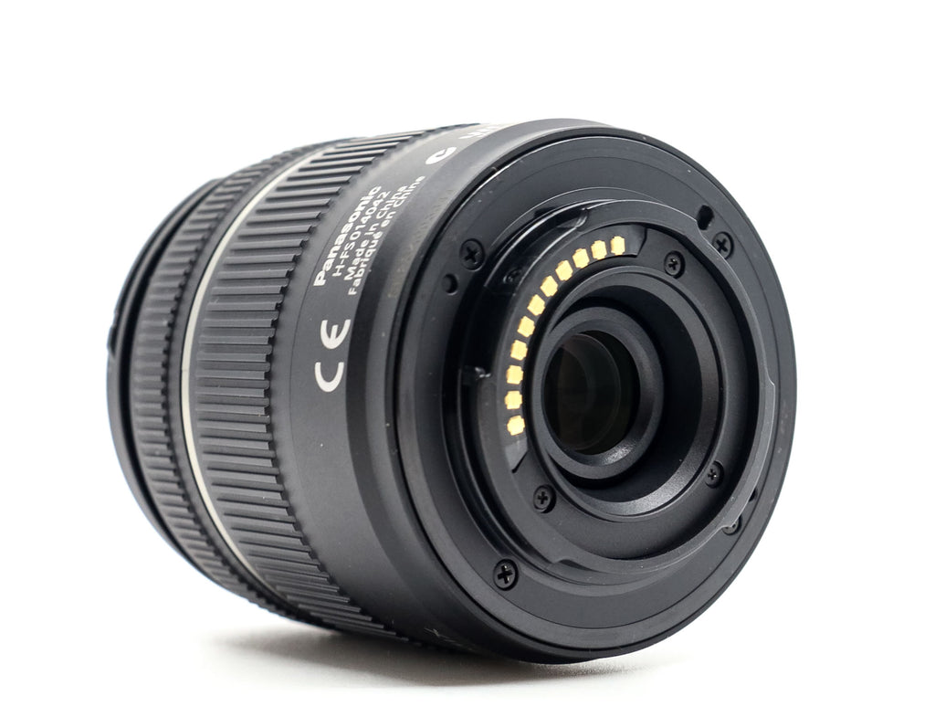 Panasonic Lumix G Vario 14-42mm f/3.5-5.6 ASPH Mega O.I.S.