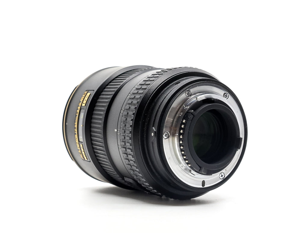 Nikon AF-S DX Nikkor 17-55mm f/2.8G IF-ED