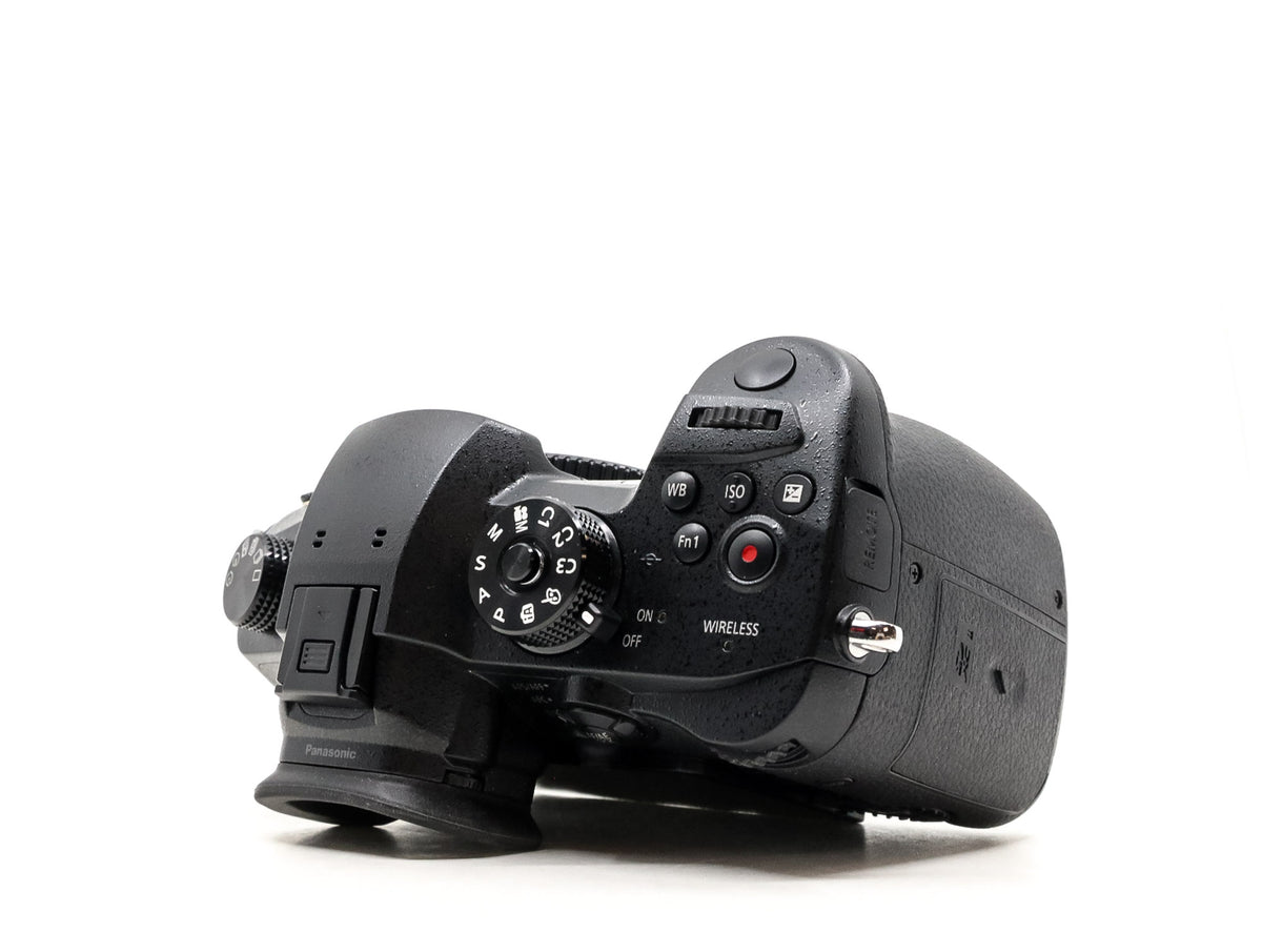 Panasonic Lumix DC-GH5